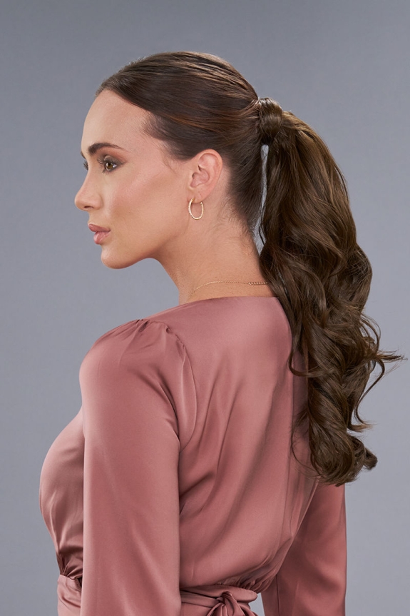 Easipony Medium Wavy HD Easitress Jon Renau en color 8